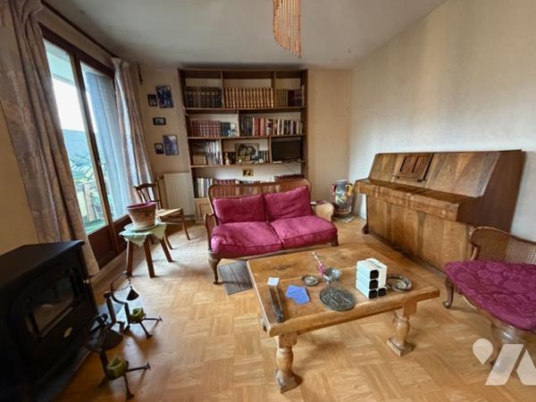 EXCLUSIVITE : APPARTEMENT A RENOVER - INVESTISSEUR -2 CHAMBRES - Proche CENTRE VILLE- 76.16 m²