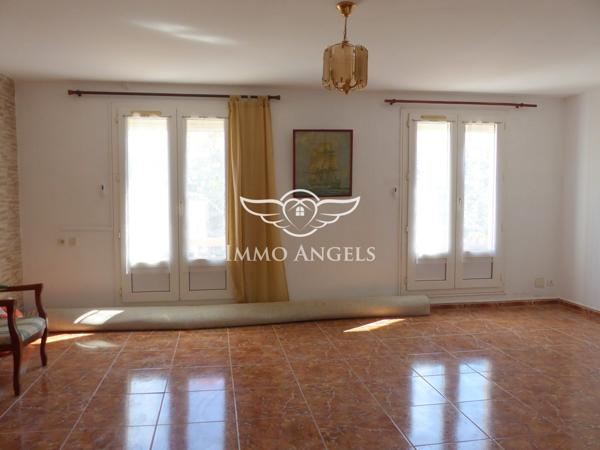 Maison T7 de 171m² avec garage sur 500m² de terrain