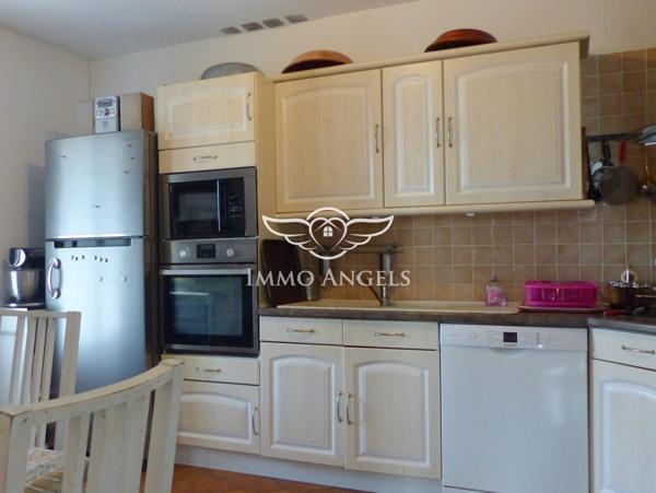 Maison T7 de 171m² avec garage sur 500m² de terrain