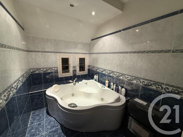 Maison à vendre  7 pièces - 196,18 m2 GUECELARD - 72