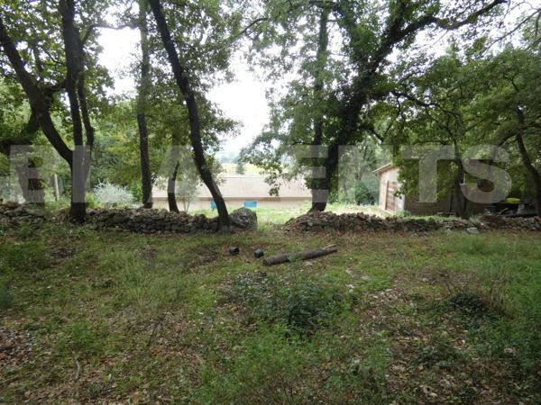 Le Cannet-des-Maures (83540) - Terrain de 1000m² - Au calme absolu - 