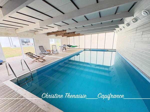Maison à vendre 9 pièces - Plain-Pied - 4 chambres - 2 Salles d'eau - Piscine - Salle de cinéma - Hammam - T2 indépendant