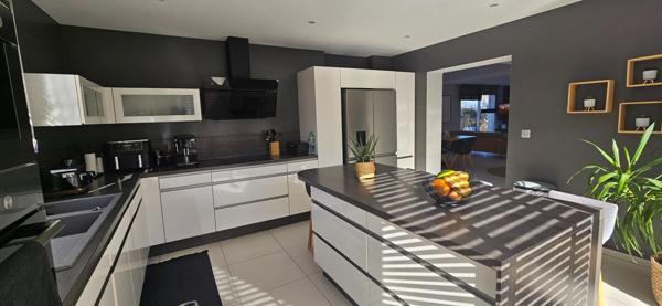 Villa récente la Roche sur Foron