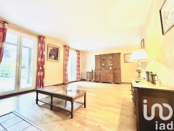 House for sale 5 rooms 120 m² Joué-lès-Tours