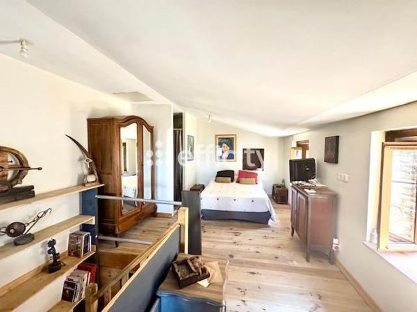 Maison 5 pièces - 109 m² Exclusivité efficity