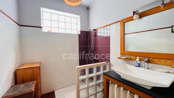 PENMARCH (29) Maison à vendre de type 6 de 134 m² habitable - Sous-sol intégral - Terrain d'environ 456 m²