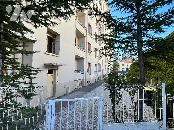 Rue de l’égalité bas Victor Hugo