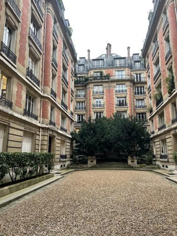 Appartement Paris 2 pièce(s) 34 m2