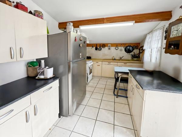 En exclusivité Maison jardin garage et studio