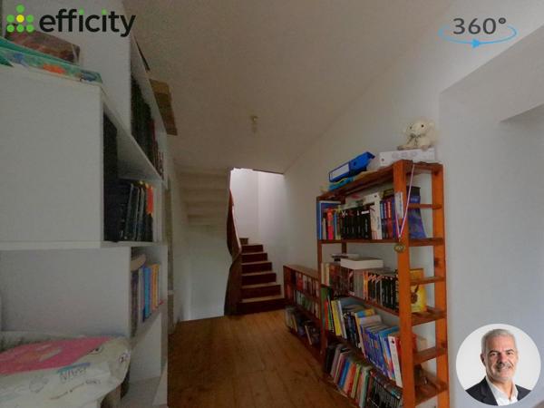 Maison
         5 pièces
        - 120 m² Exclusivité 158 000 € *
