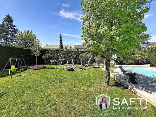 Pavillon 8 pièces avec piscine : volumes, confort et coup de cœur garanti !