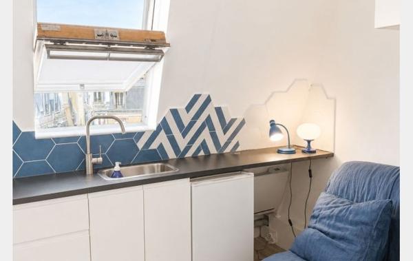 Vente Studio rénové(e) Paris 15ème