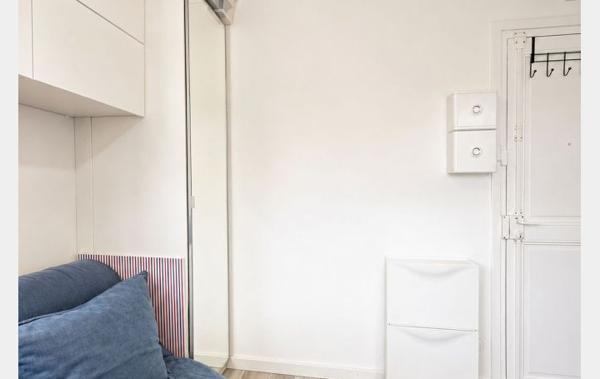 Vente Studio rénové(e) Paris 15ème