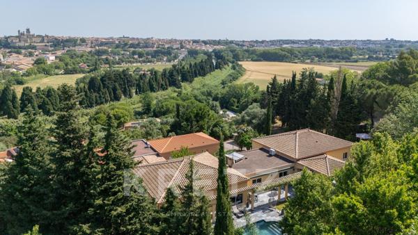 Villa d’exception avec vue panoramique sur la Cathédrale Saint-Nazaire