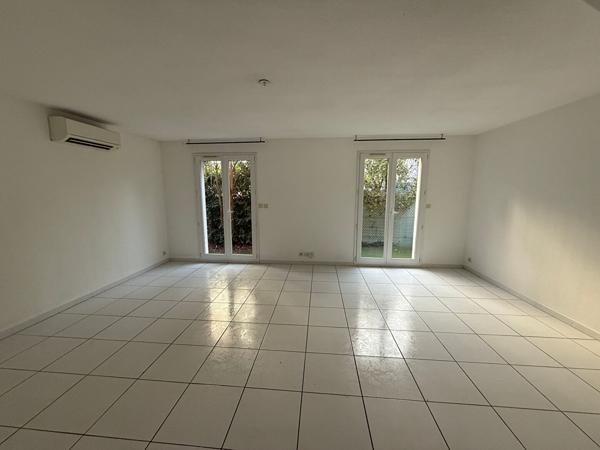 CAREMEAU / ST CESAIRE : VILLA P4 AVEC GARAGE ET CLIMATISATION