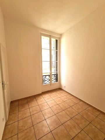 Appartement à MARSEILLE 1ER ARRONDISSEMENT (13001)