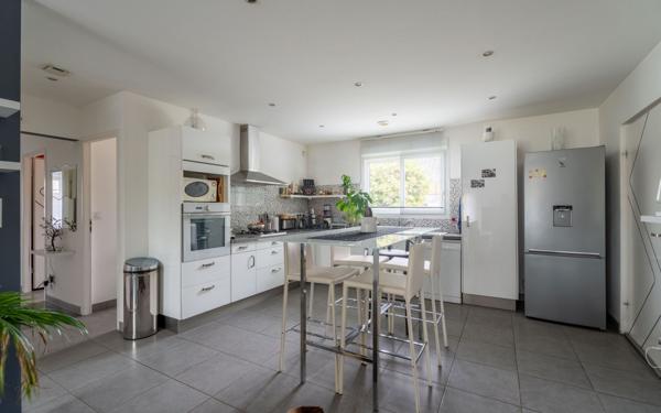 Maison à vendre    4 pièces •  Biscarrosse