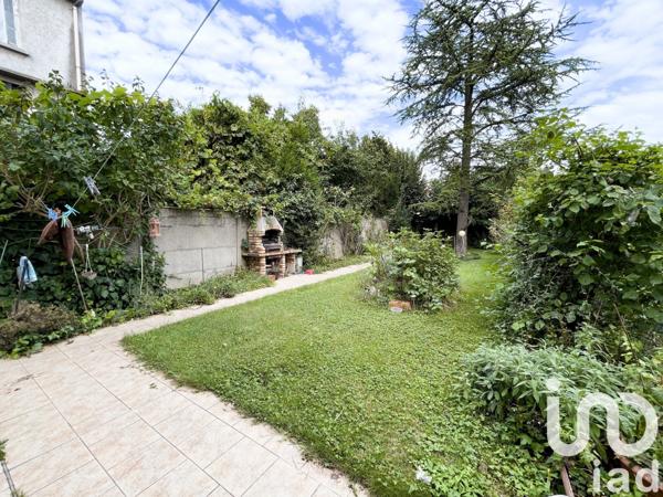 Maison traditionnelle 5 pièces de 98 m² à Alfortville (94140)