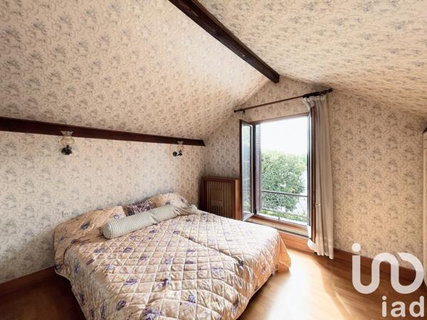 Maison traditionnelle 5 pièces de 98 m² à Alfortville (94140)