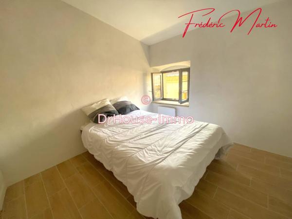 Immeuble à vendre 10 pièces de 200 m²