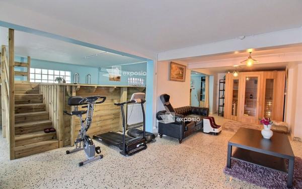 Maison à vendre    11 pièces • 235 m2 Lisses