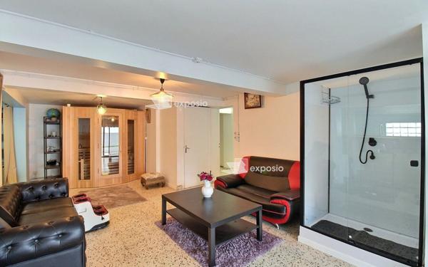 Maison à vendre    11 pièces • 235 m2 Lisses