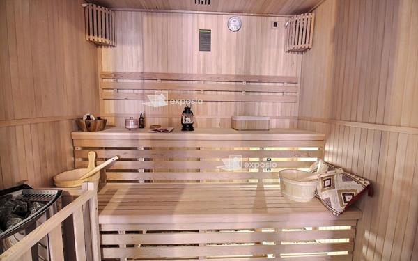 Maison à vendre    11 pièces • 235 m2 Lisses