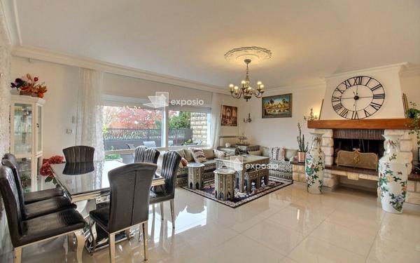 Maison à vendre    11 pièces • 235 m2 Lisses