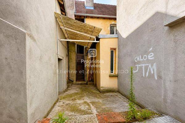 Immeuble Vatan 7 pièce(s) 152 m2