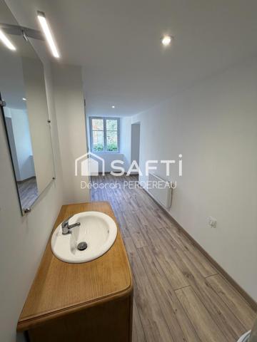 Maison de bourg mitoyenne