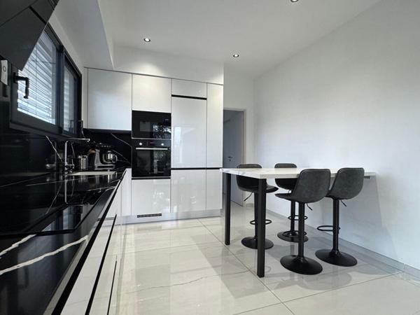 Maison neuve RT2022 Chassieu 5 T5 130 m2