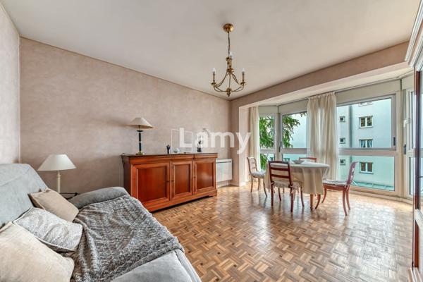 Appartement t2 + cave + parking en sus 25k€