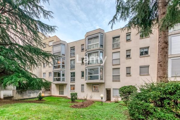 Appartement t2 + cave + parking en sus 25k€