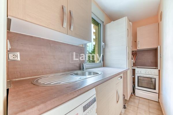 Appartement t2 + cave + parking en sus 25k€