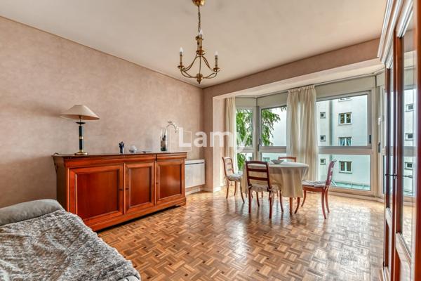 Appartement t2 + cave + parking en sus 25k€