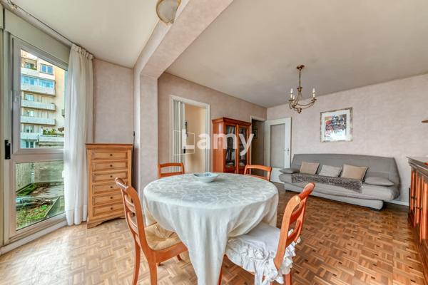 Appartement t2 + cave + parking en sus 25k€