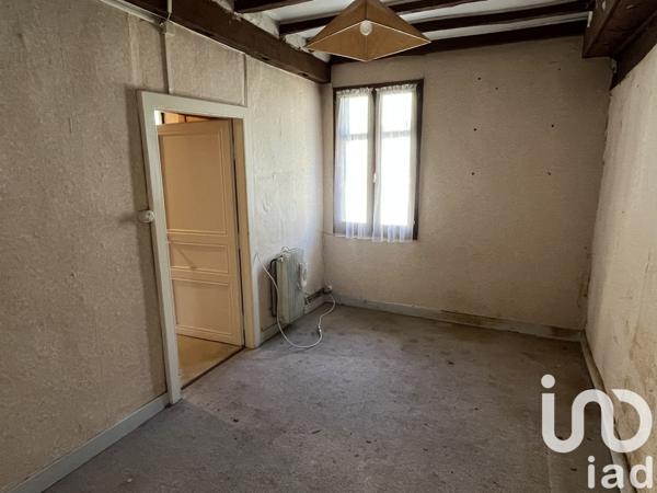 Maison de village 3 pièces de 65 m² à Cazaubon (32150)