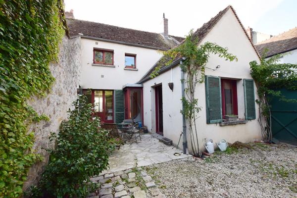 Maison Nangis 4 chambres 113 m², 430 m² de terrain.