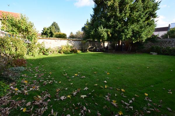 Maison Nangis 4 chambres 113 m², 430 m² de terrain.