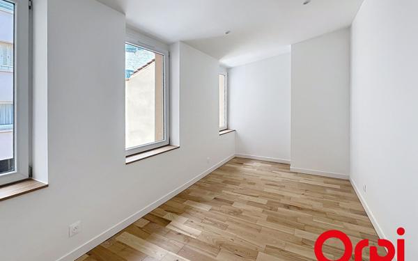 Appartement à vendre    4 pièces • 131,25 m2 Vichy