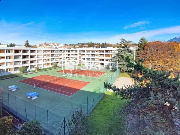 Appartement très lumineux, dernier étage