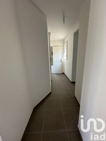 Appartement 2 pièces de 43 m² à Corbeil-Essonnes (91100)