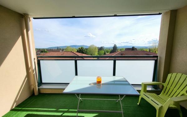 Appartement à vendre    3 pièces • 63,21 m2 Trévoux