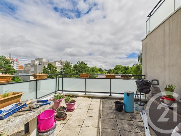 Appartement à vendre  3 pièces - 66 m2 TRAPPES - 78