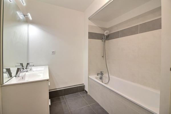 Marseille (13012) 13012 T3 terrasse et garage