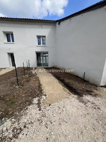 Location Maison 2 pièces 46 m2 à Neuvic