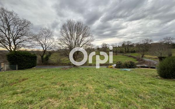 Terrain à vendre    Ussac