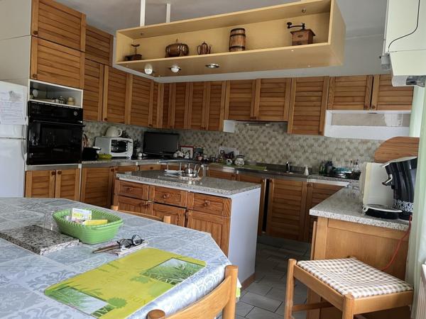 Immeuble de rapport 21 600€ annuel 3 appartements