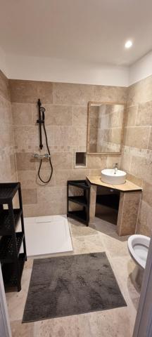 Immeuble à Trans en Provence