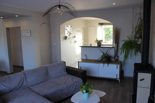 Maison à vendre 5 pièces avec 4 chambres à SAINT LEGER SOUS CHOLET (49)